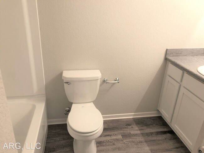 Foto del edificio - 3 br, 2 bath House - 106 Westwood Drive