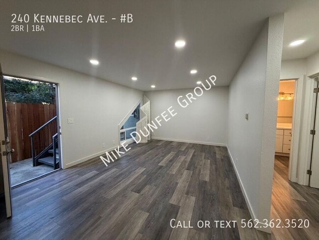 Foto del edificio - 240 Kennebec Ave