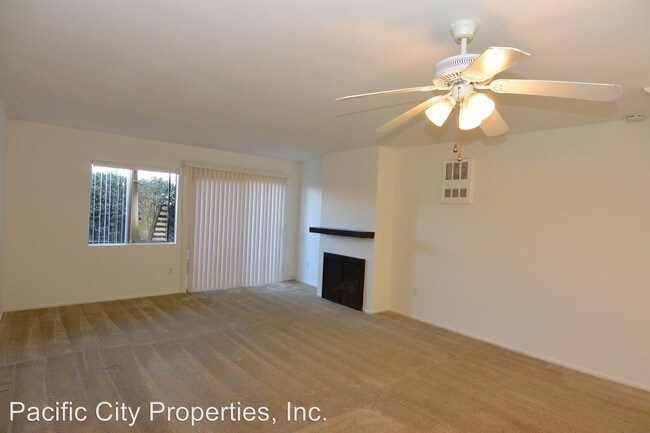 Building Photo - 16572 Jib Cir