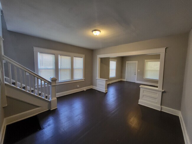 Foto del edificio - 856 N Tacoma Ave