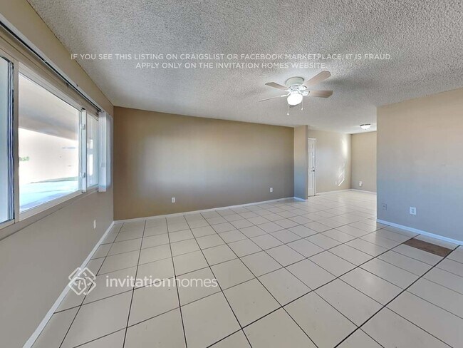 Foto del edificio - 11511 E Broadway Rd