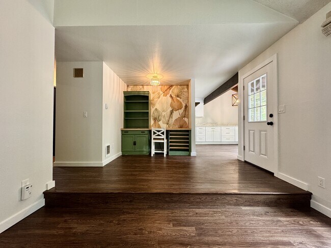 Foto del edificio - 6155 SW Heights Ln