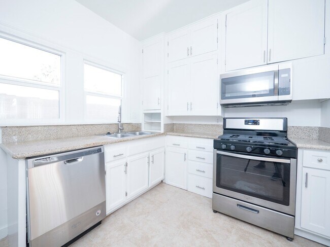 Foto del interior - 5225 De Longpre Ave