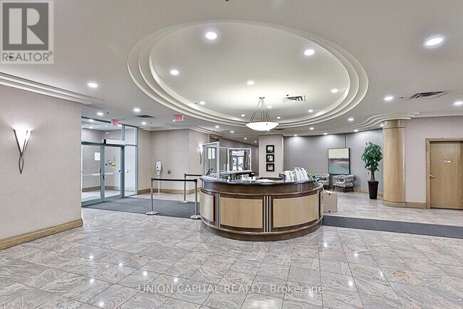 Photo du bâtiment - 5508-5508 Yonge St