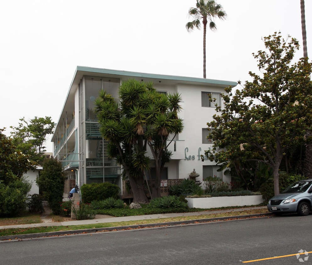 Building Photo - 844 6th St