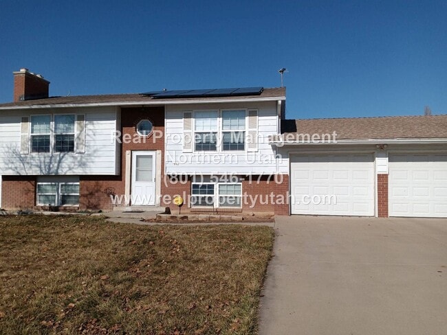 Building Photo - 4 Bedroom 2 Bath House in Layton