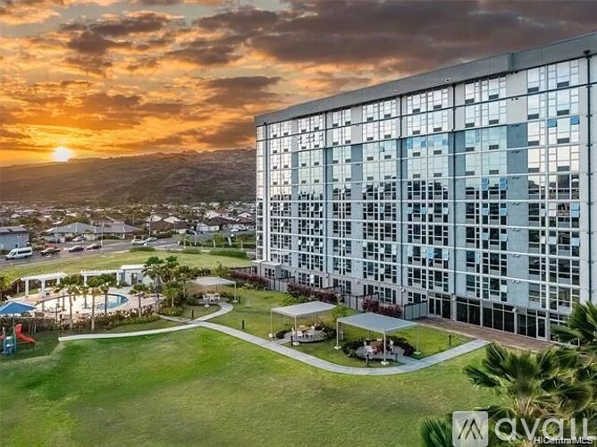 Primary Photo - 7000 Hawaii Kai Dr