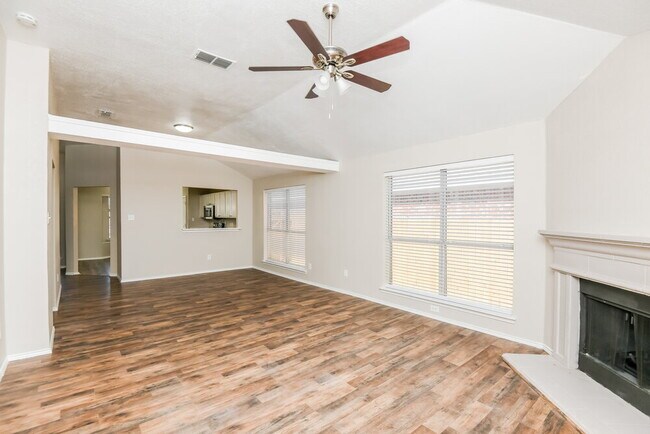 Building Photo - 10217 Cypress Hills Dr