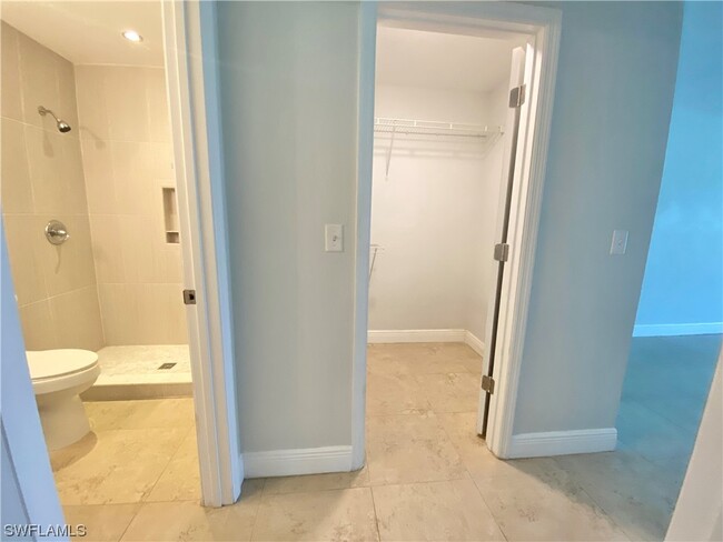 Foto del edificio - 4518 Outer Dr