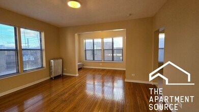 Building Photo - 7724 N Marshfield Ave
