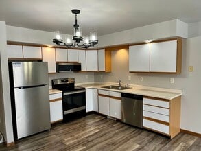 Building Photo - 704-706-706 N 16th Ave