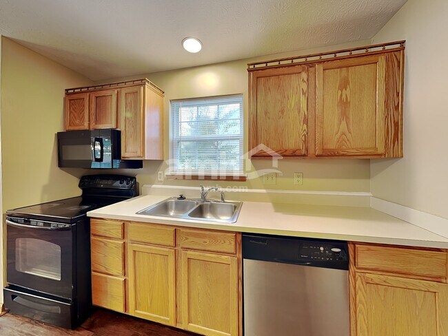 Foto del edificio - 464 E Quail Wood Ln