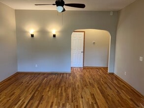 Building Photo - 808 2nd St