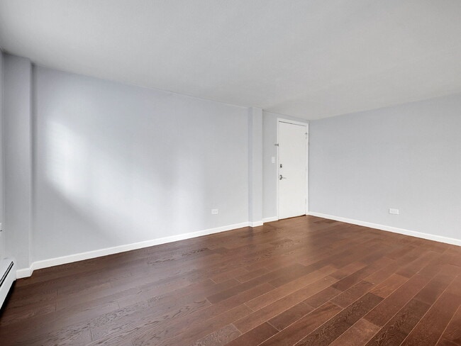 Building Photo - $1,625 - 1 Bed 1 Bath Condo Available Near...