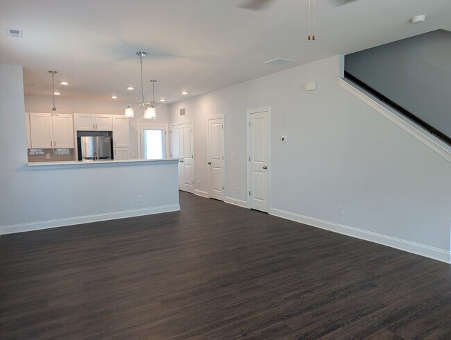 Foto del edificio - New Build end-unit townhome in the Druid H...