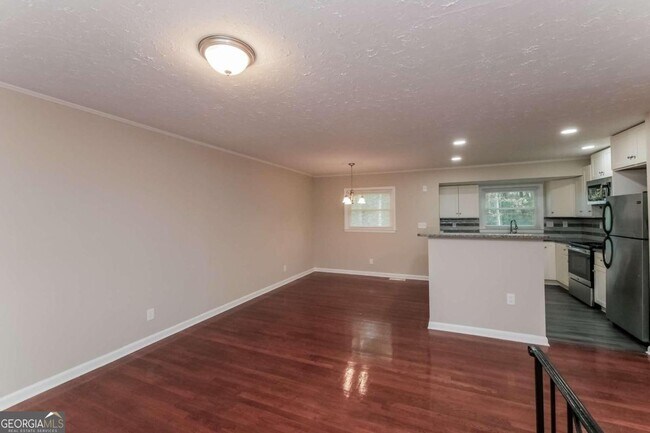 Foto del edificio - 1643 Cardinal Rd