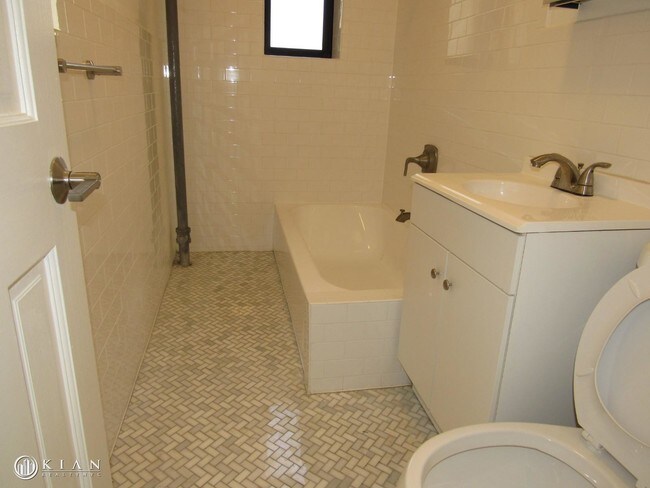 37 33 College Point Blvd Unit A 4d Queens Ny 11354 Apartment For Building Photo 37 33 College Point Blvd
