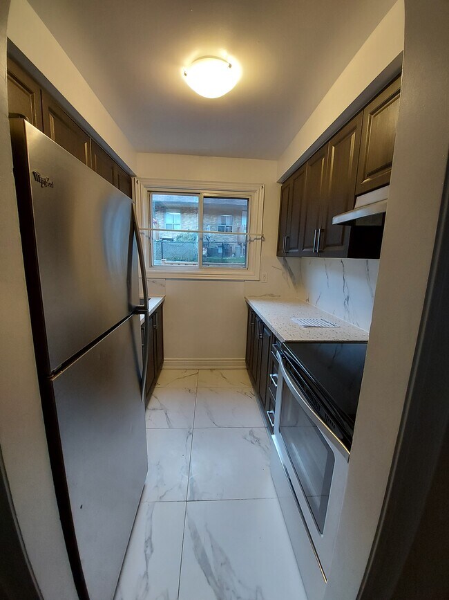 Photo du bâtiment - Cute 2 bedroom Unit.