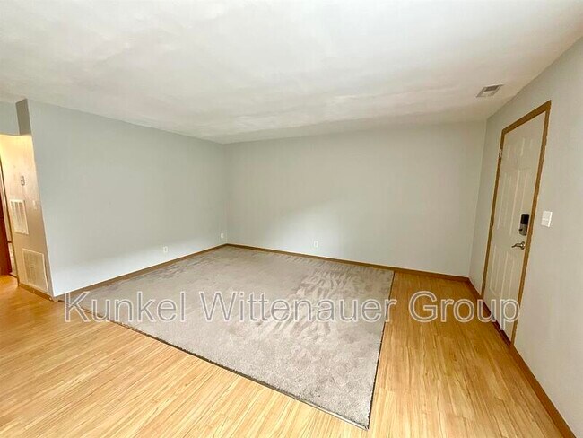 Foto del edificio - 1804 Jamestown Rd