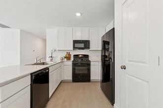 Building Photo - 3049 Titan Spgs Dr