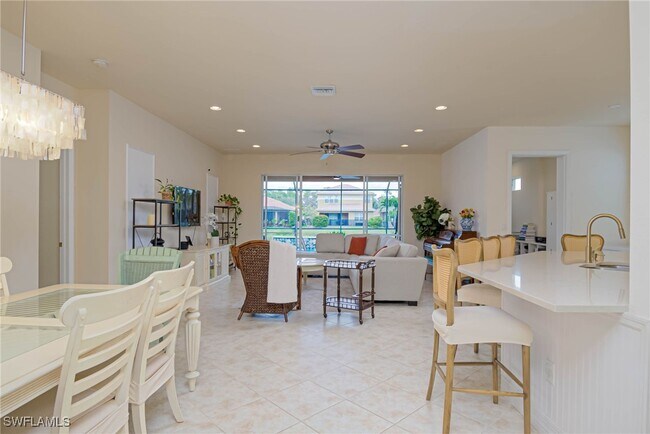 Building Photo - 6895 Del Mar Terrace