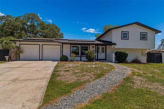 Foto del edificio - 7111 Gateway Ct