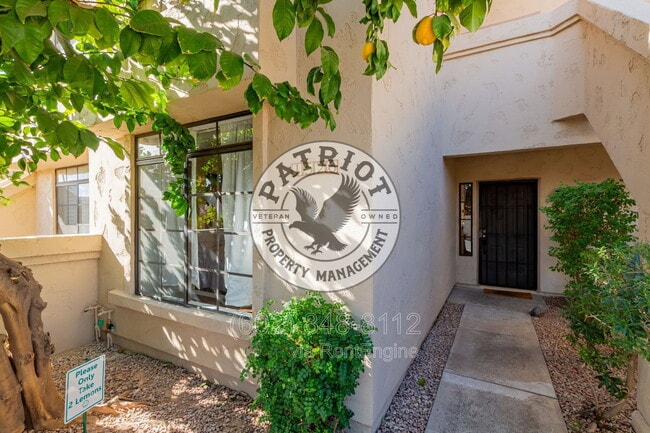 Foto del edificio - 9711 E Mountain View Rd