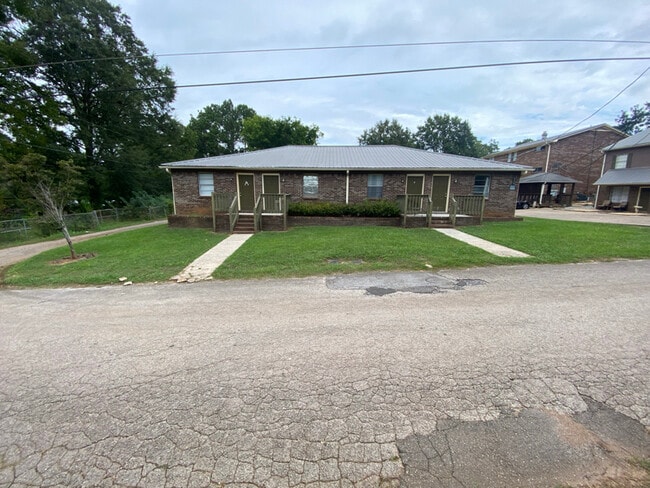 Building Photo - 417 Elmore St