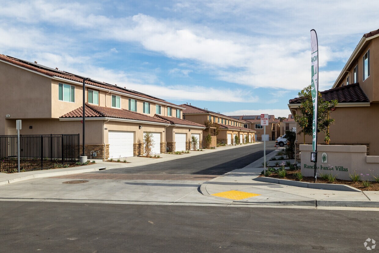 Rancho Fanita Villas Townhomes for Rent Santee, CA