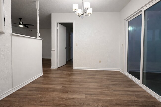 Foto del edificio - 5421 S Lee Ave