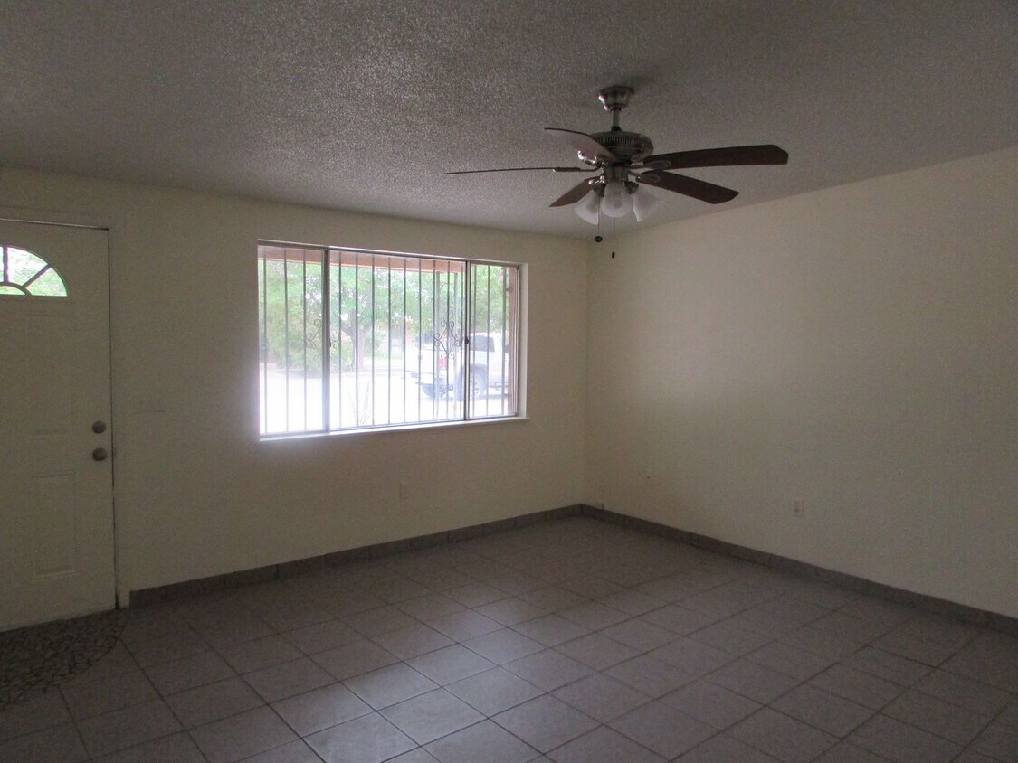 1604 S Bryant Dr, Deming, NM 88030 House Rental in Deming, NM