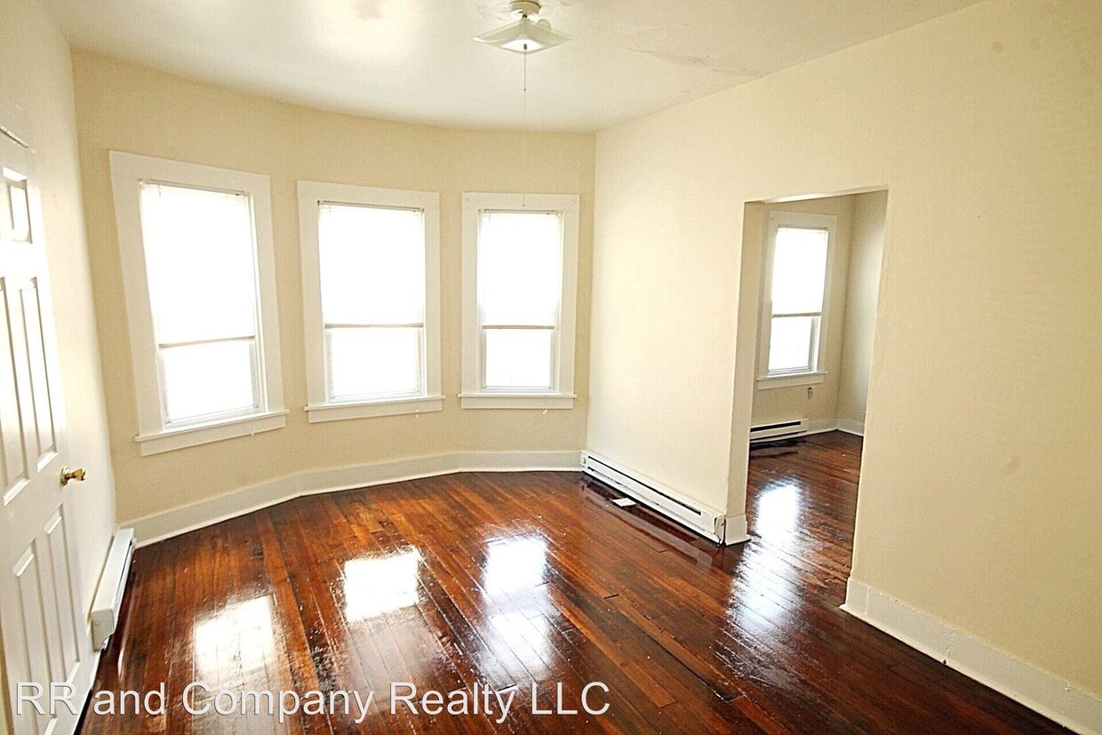 Primary Photo - 403 Orange St