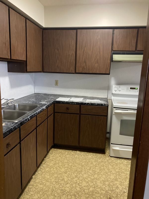 Building Photo - 190 Cleveland Ave