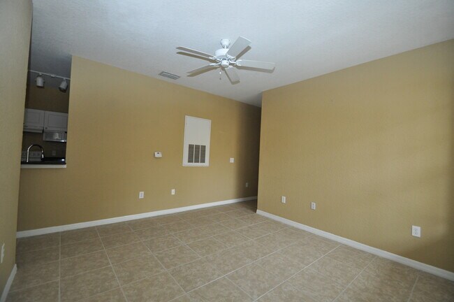 Foto del edificio - ALTAMONTE SPRINGS: Crescent Place at Lake ...