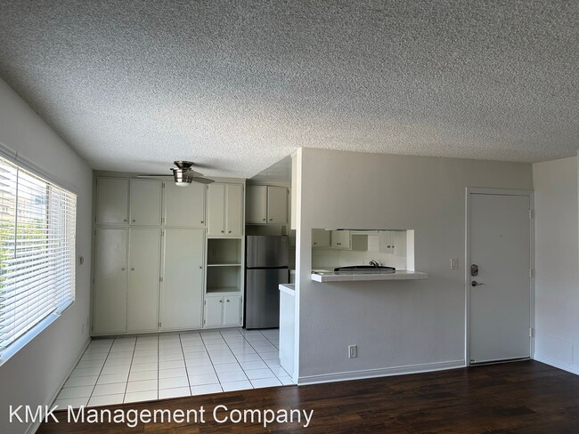 Building Photo - 1 br, 1 bath Apartment - 1726 & 1730 Barri...