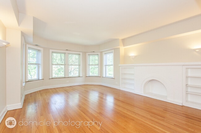 Foto del edificio - 2141 W Arthur Ave
