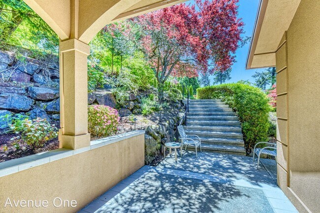 Foto del edificio - 3 br, 2.5 bath House - 9214 SE Shoreland Dr