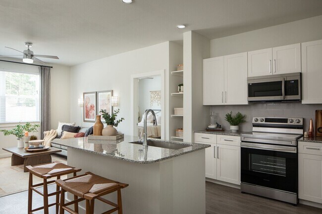 Building Photo - Live Modern + Save Big!