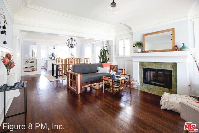 Building Photo - 3 br, 2 bath House - 2321 W 31st St