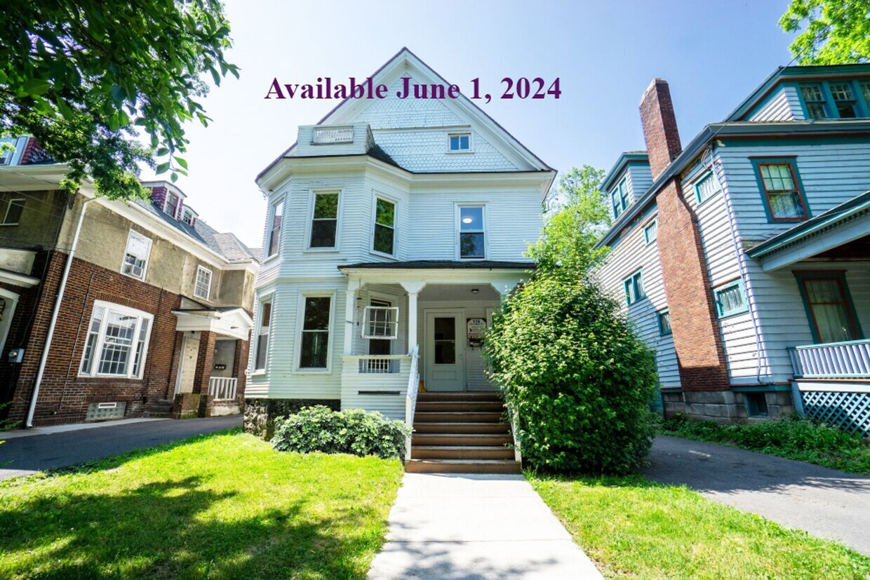 AVAIL 6/1/24 Charming 5 bedroom Home wit... House Rental in