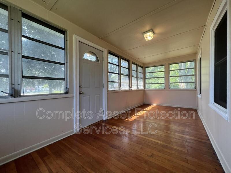 Primary Photo - 2332 W 47th Ave