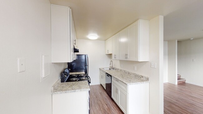Interior Photo - Bay Terrace