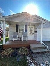 Building Photo - 211 E Edgar Ave