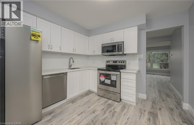 Building Photo - 595 THIRD Street Unit# 50