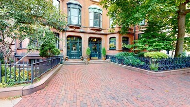 Building Photo - 173 Marlborough St