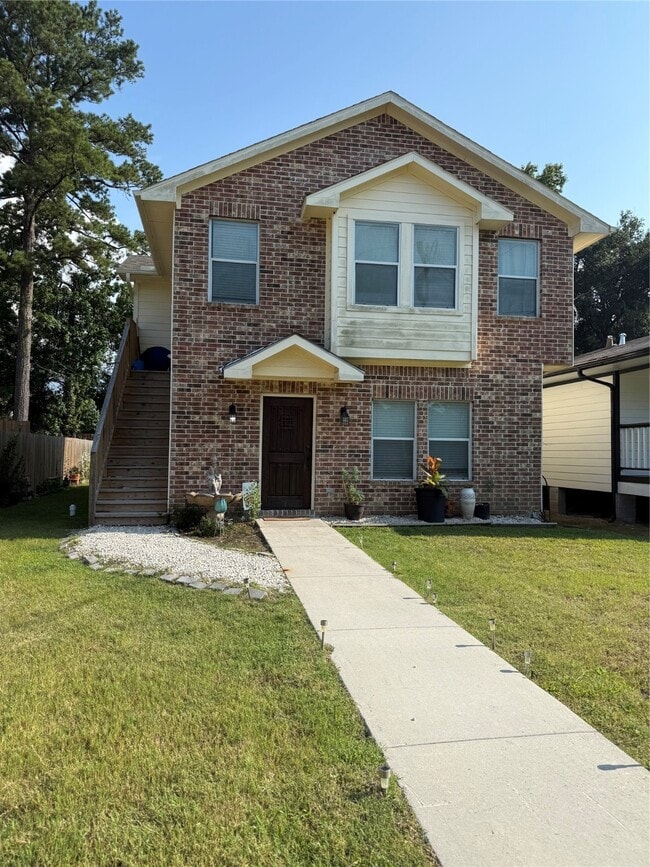 Building Photo - 23030 S Oak Dr