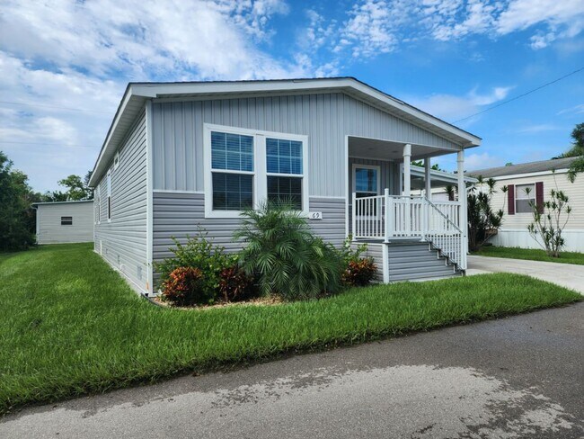 Building Photo - 69 Gazelle Dr