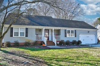 Building Photo - 930 Baydon Ln