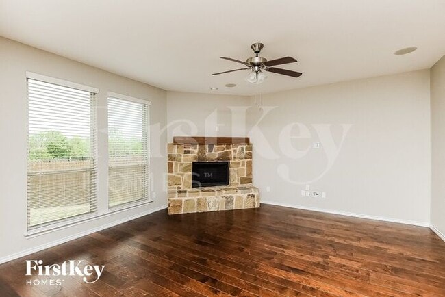 Building Photo - 1204 Scott Dr