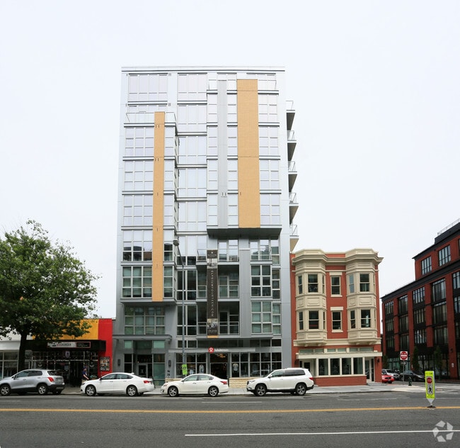 Elysium Fourteen - Elysium Fourteen Apartments